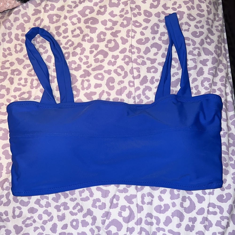 Blue bikini - Picture 2 of 4